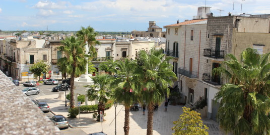 ORIA : Appartamento storico in PIAZZA LAMA con vista panoramica